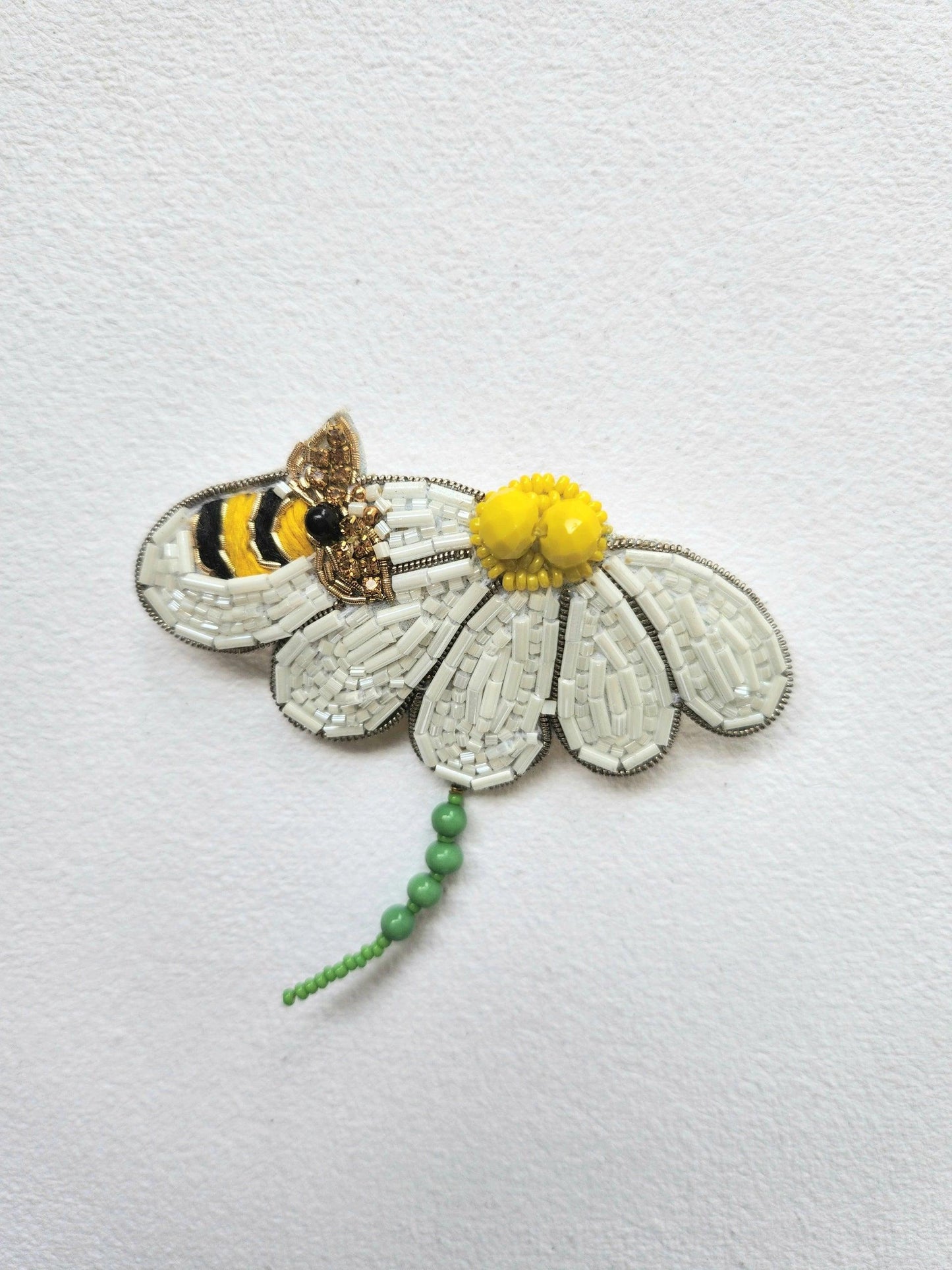 BEE & FLOWER