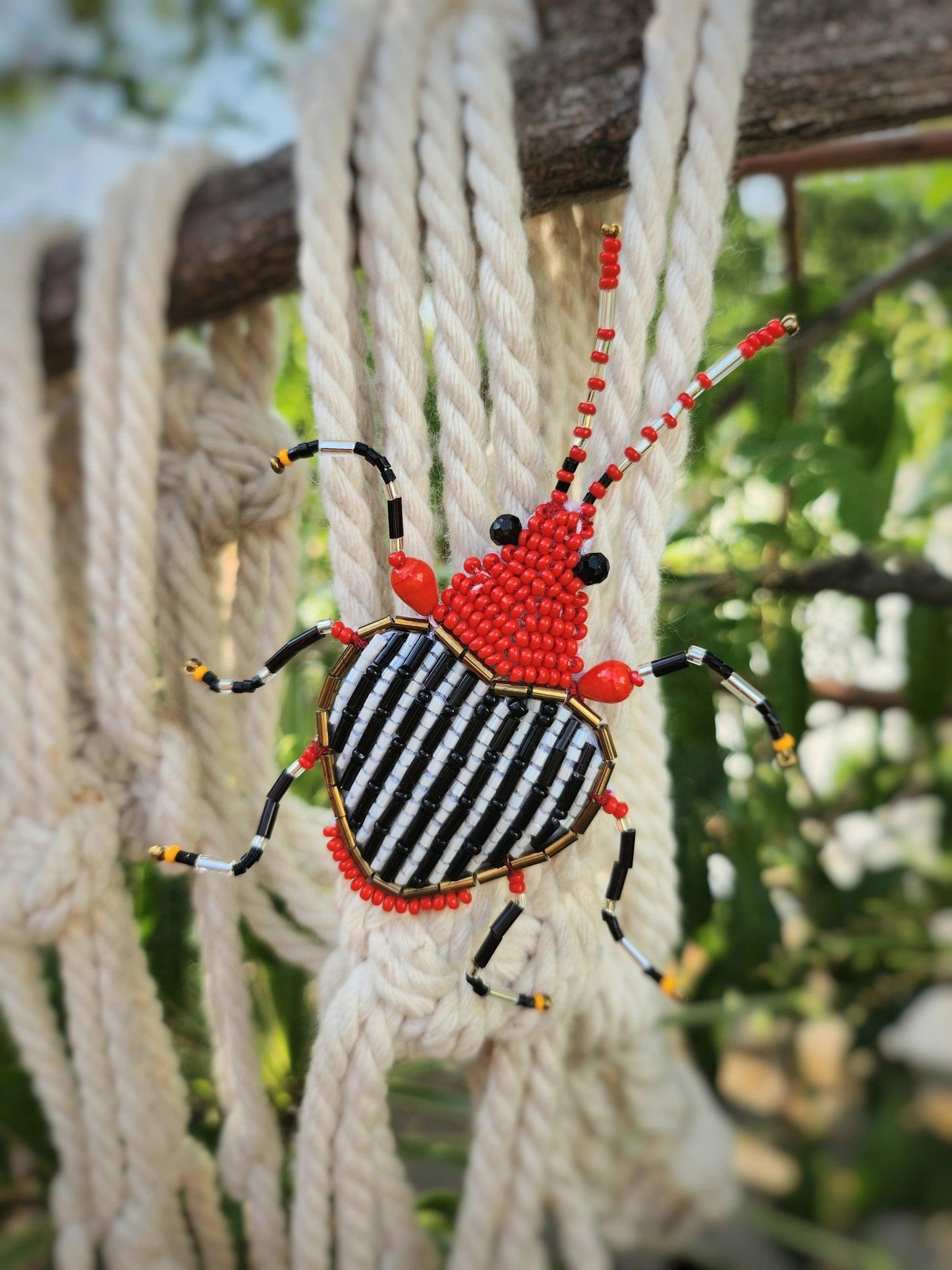 TREEHOPPER